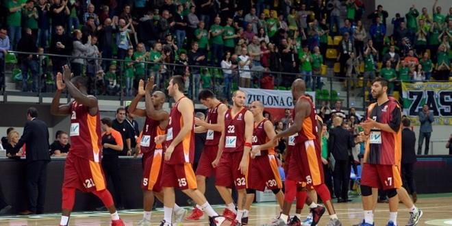 galatasaray-liv-hospital-celebrates-eb13-660x330.jpg