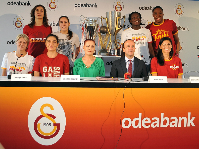 Galatasaray Odeabank Toplu İmza Töreni 1